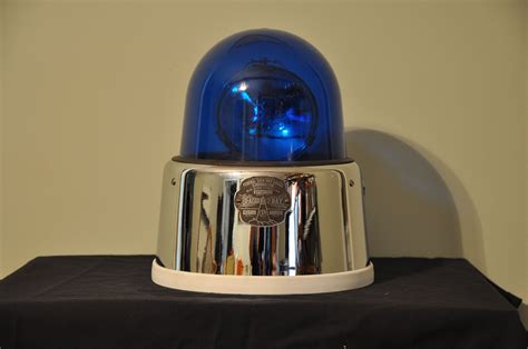 Internal Mars Light 3 Bulb Assembly In Working Order. . Vintage police lights